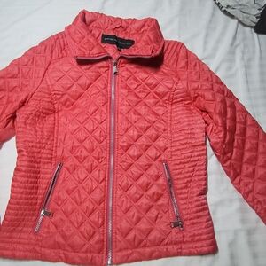 Woman quilted activewear